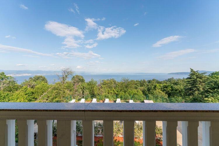 Apartments Nika With Swimming Pool And Beautiful Sea View Dobreć Exteriör bild