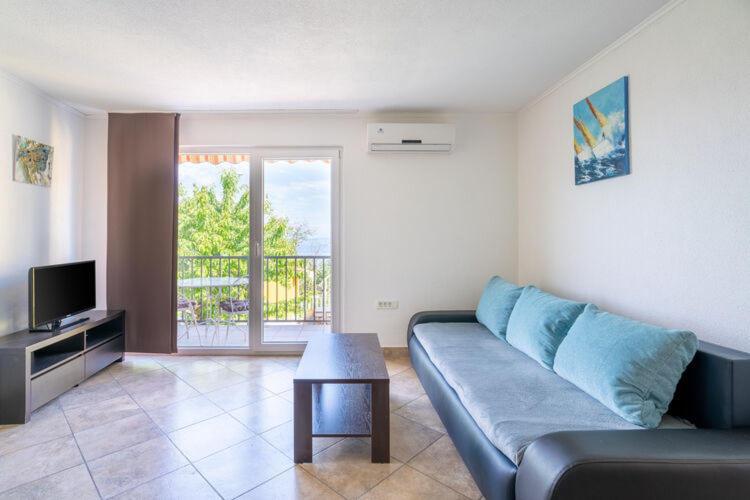 Apartments Nika With Swimming Pool And Beautiful Sea View Dobreć Exteriör bild