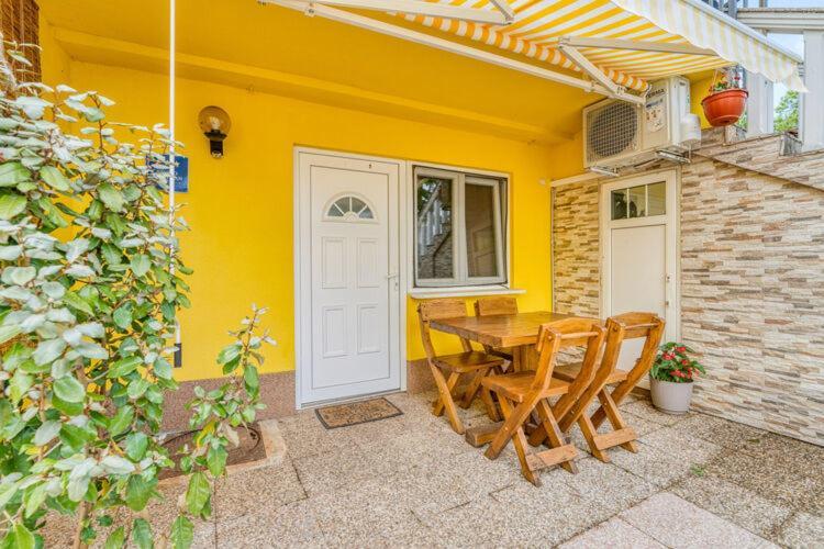 Apartments Nika With Swimming Pool And Beautiful Sea View Dobreć Exteriör bild