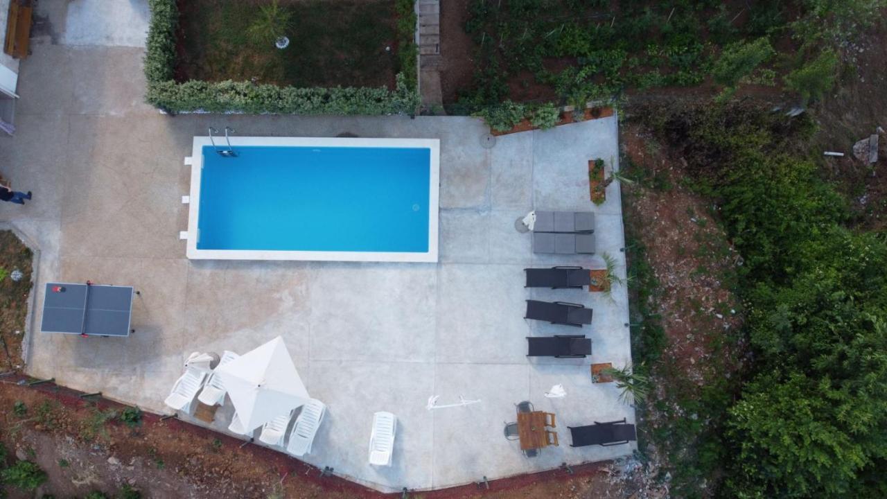 Apartments Nika With Swimming Pool And Beautiful Sea View Dobreć Exteriör bild